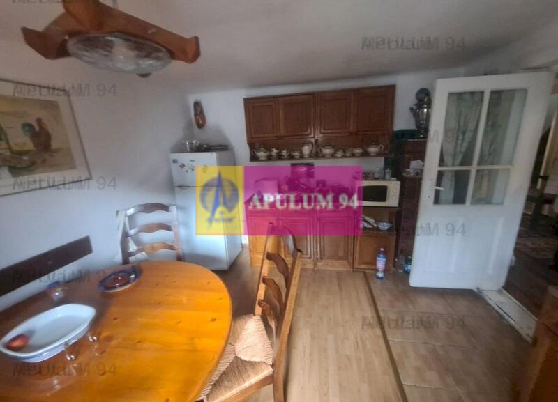 De vanzare apartament in vila - Sinaia